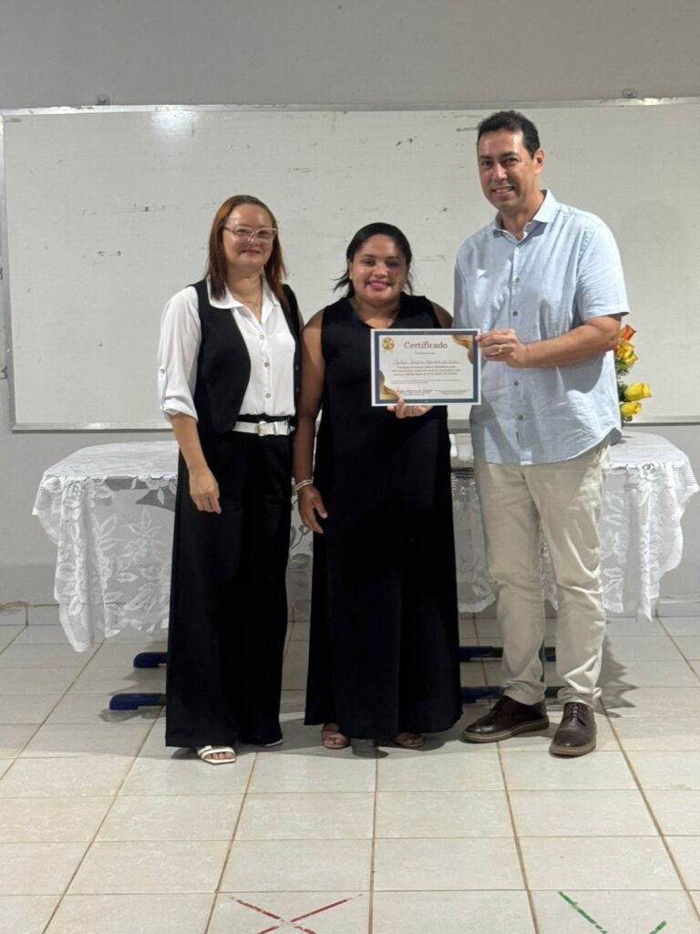 Novos Gestores Escolares Recebem As Boas Vindas Do Prefeito De Lucena, Léo Bandeira, Em Cerimônia Ocorrida No Centro De Capacitação